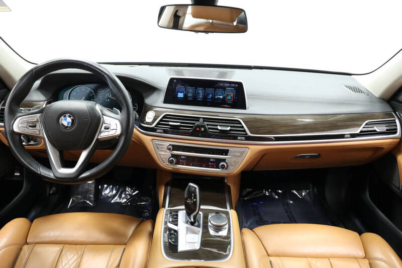2016 BMW 7 Series 750i xDrive