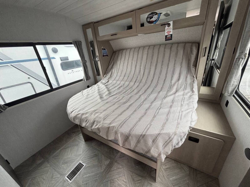 2024 Forest River SALEM 28VIEW