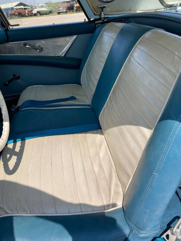 1957 Ford Thunderbird