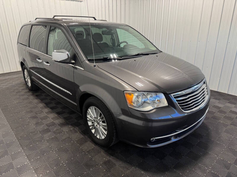 2016 Chrysler Town and Country Limited