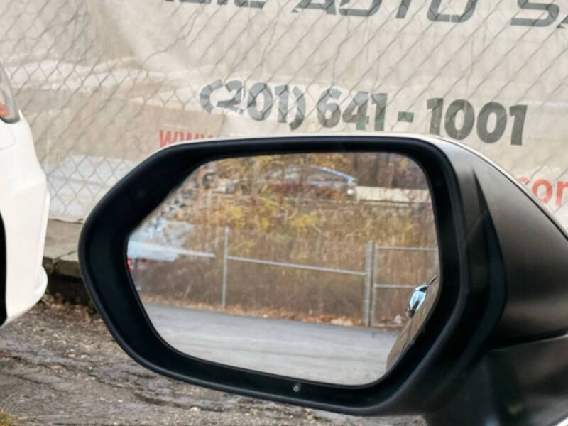 2023 Toyota Camry Hybrid