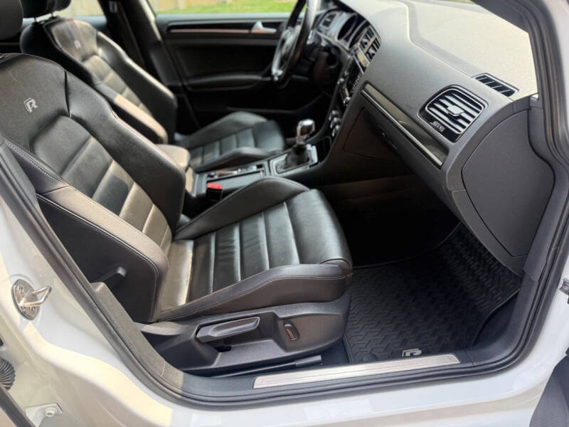 2015 Volkswagen Golf R 4Motion