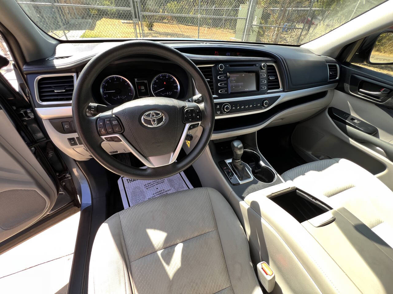 Used Car 2019 Toyota Highlander  Le 4dr Suv (2.7l I4) For Sale Under $20,000 In Austin, Texas