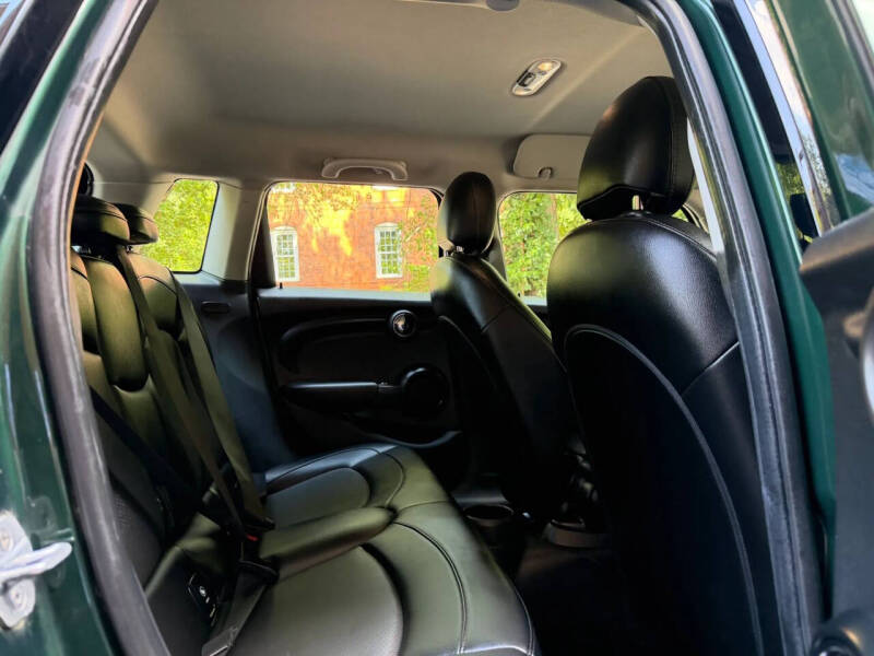 2018 MINI Hardtop 4 Door Cooper