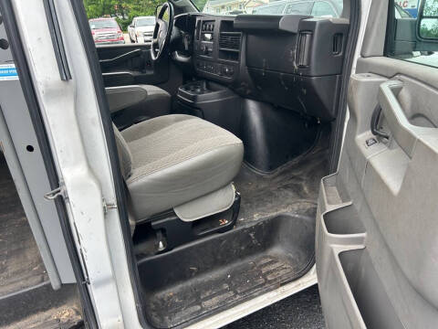 2019 Chevrolet Express 2500