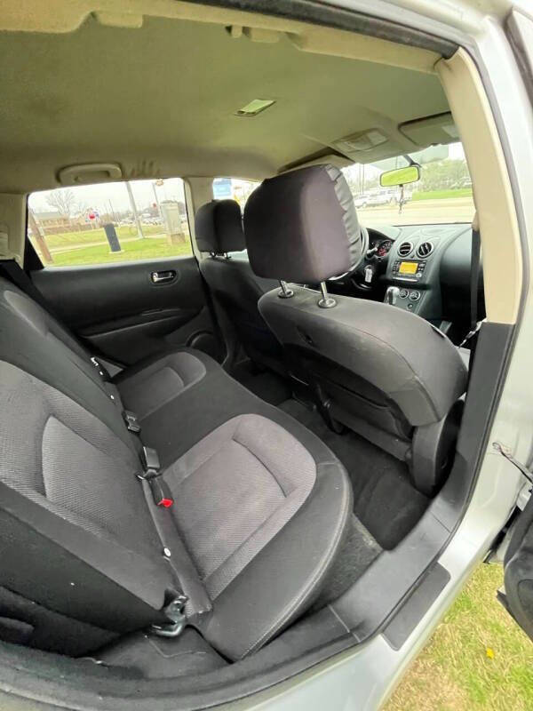 2011 Nissan Rogue S