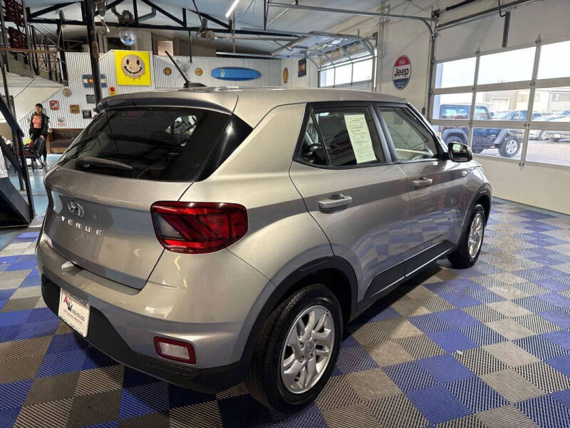 2024 Hyundai Venue SE