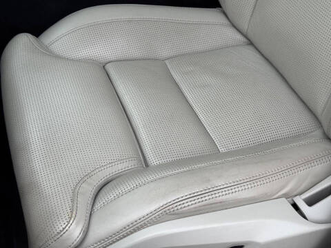 2023 Volvo XC90 Recharge T8 Ultimate Bright Theme 6P