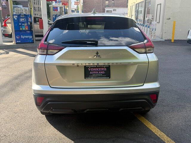 2022 Mitsubishi Eclipse Cross ES