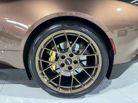 2025 Aston Martin Vanquish