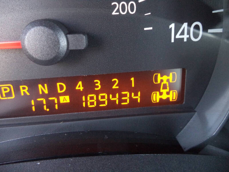 2005 Nissan Armada SE