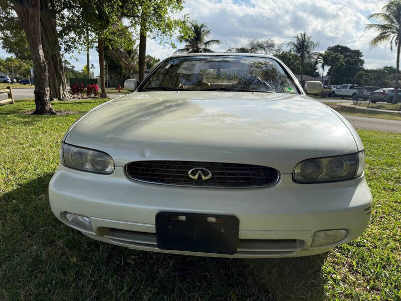 1994 Infiniti J30