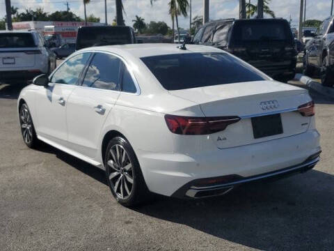 2022 Audi A4 quattro Premium 40 TFSI