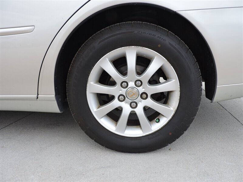 2004 Lexus ES 330