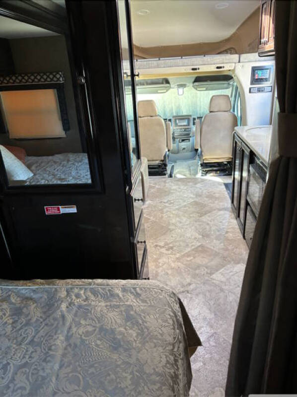2018 Thor Motor Coach Siesta Sprinter 24SS