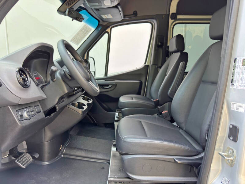 2024 Mercedes-Benz Sprinter