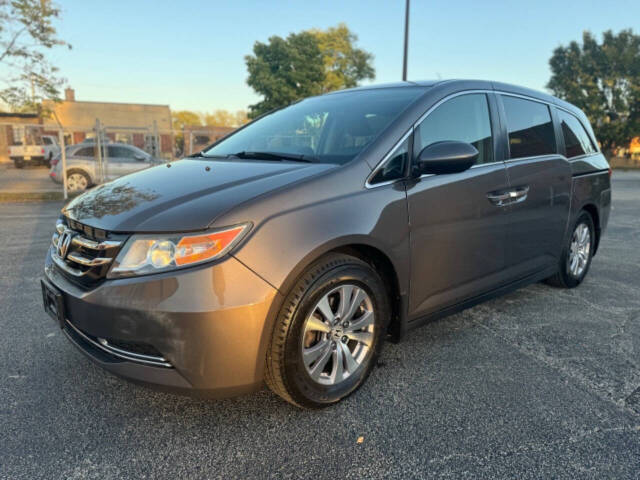 2015 Honda Odyssey for sale at Ideal Cars LLC in Skokie, IL