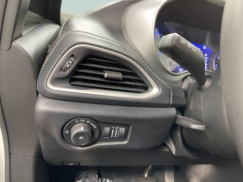 2023 Chrysler Pacifica Touring