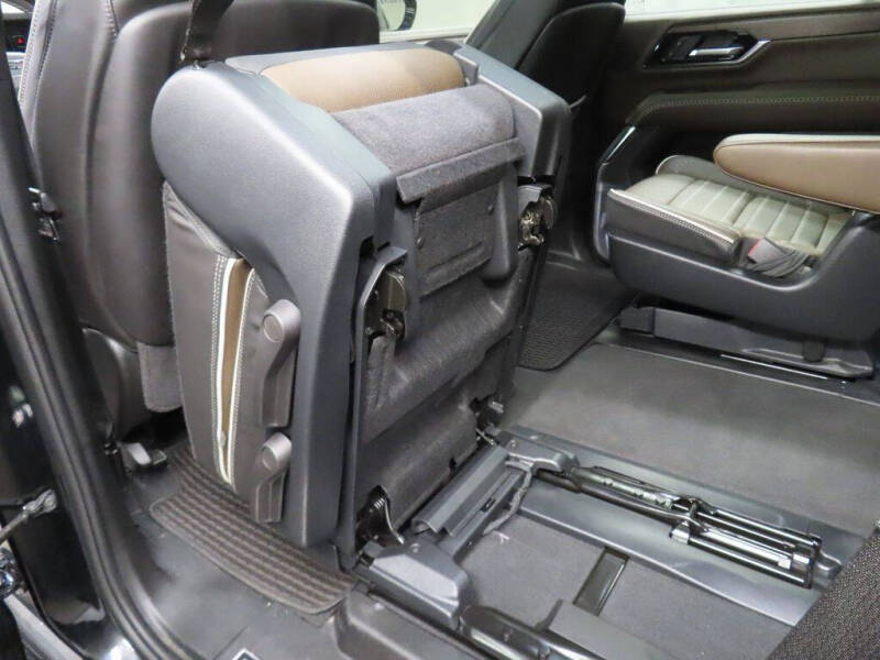 2025 GMC Yukon Denali Ultimate