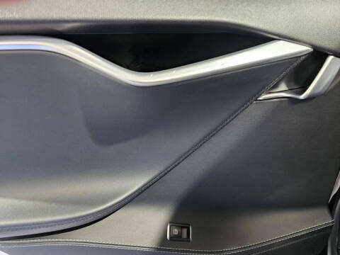 2013 Tesla Model S Performance
