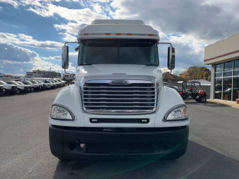 2010 Freightliner Columbia 120