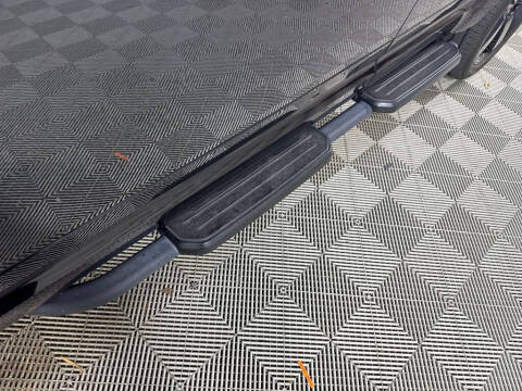 2023 Land Rover Defender 110 X-Dynamic SE