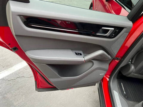 2021 Porsche Cayenne