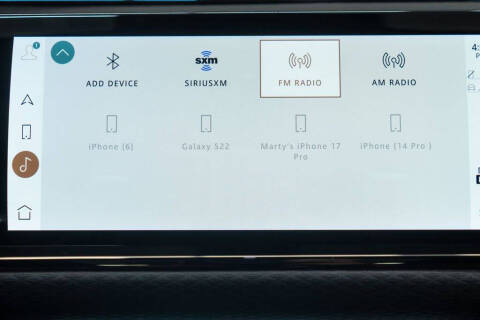 2023 Land Rover Range Rover Evoque P300 R-Dynamic HST