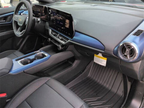 2026 Chevrolet Equinox EV LT 2