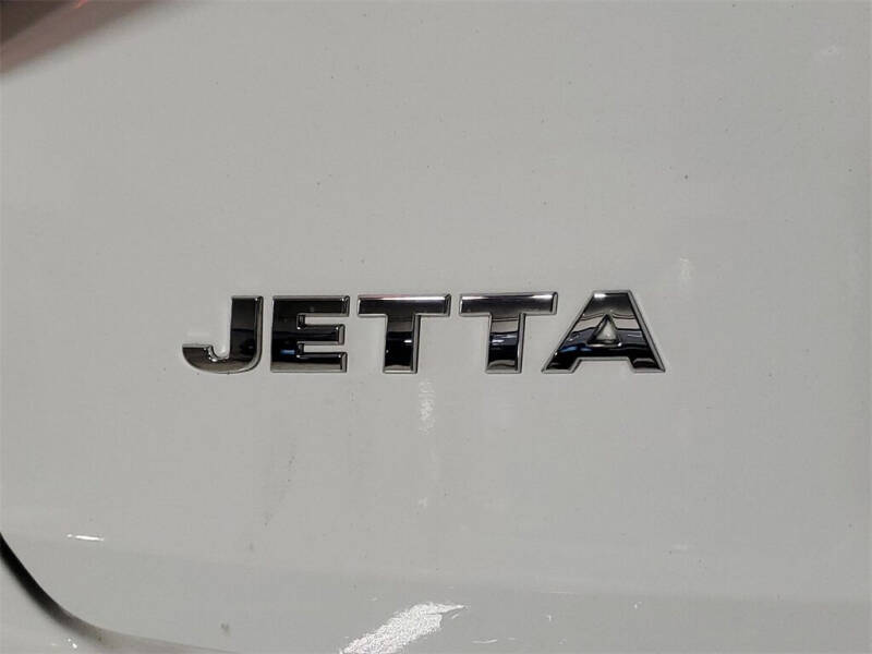 2019 Volkswagen Jetta R-Line