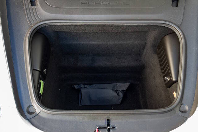 2014 Porsche Boxster 32