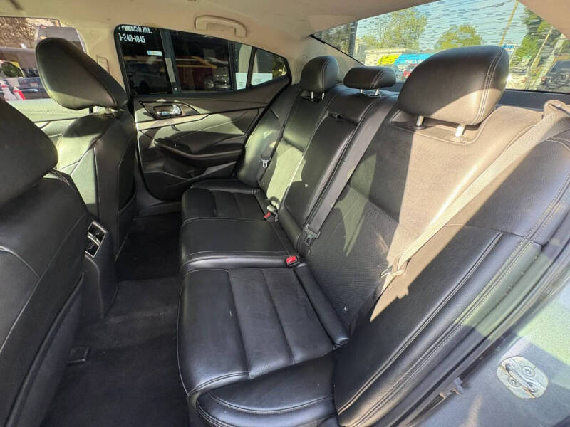 2017 Nissan Maxima