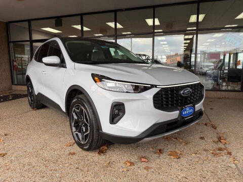 2026 Ford Escape Platinum