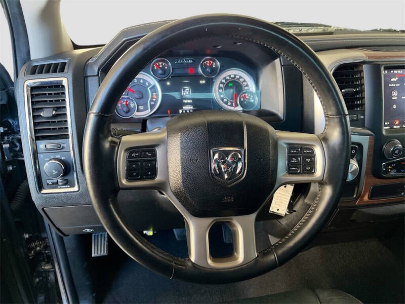 2019 RAM 1500 Classic Laramie