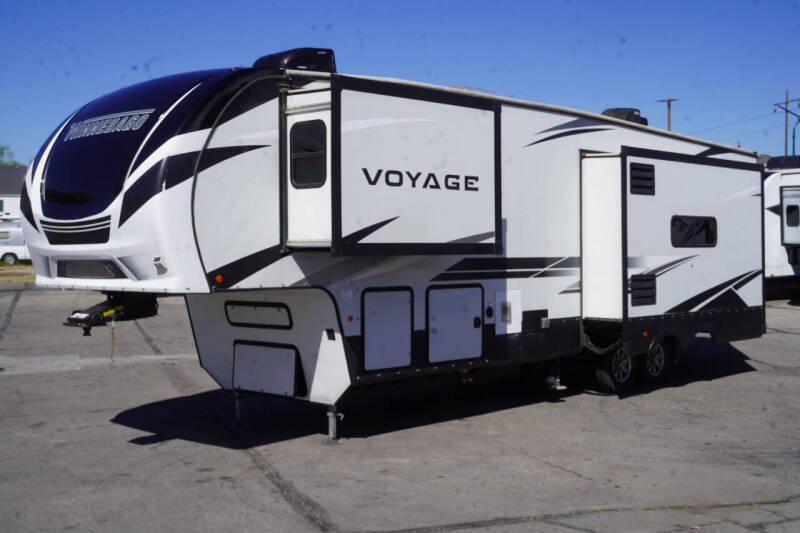 2021 Winnebago Voyage