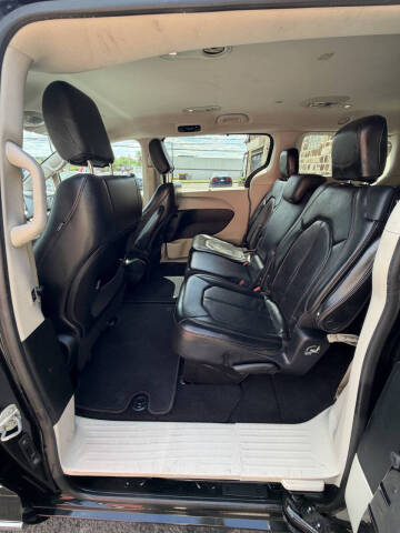 2018 Chrysler Pacifica Touring L