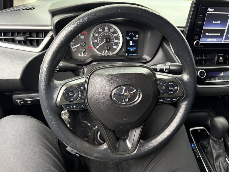 2022 Toyota Corolla LE