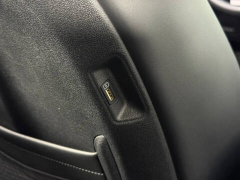 2022 Kia Sorento Hybrid S