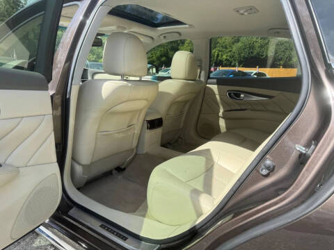 2016 Infiniti Q70L 3.7