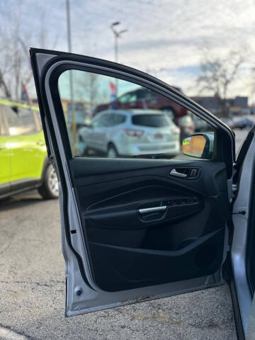 2017 Ford Escape SE