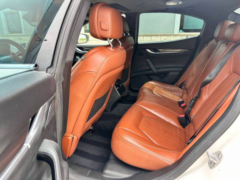 2017 Maserati Ghibli