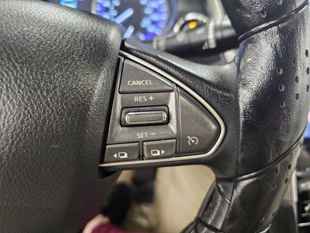 2015 Infiniti Q50 Premium