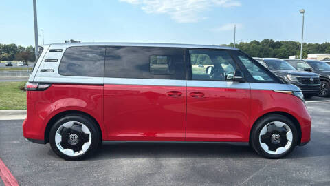 2025 Volkswagen ID. Buzz Pro S Plus 4Motion