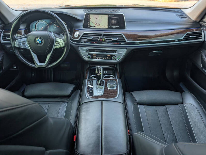 2016 BMW 7 Series 750i xDrive