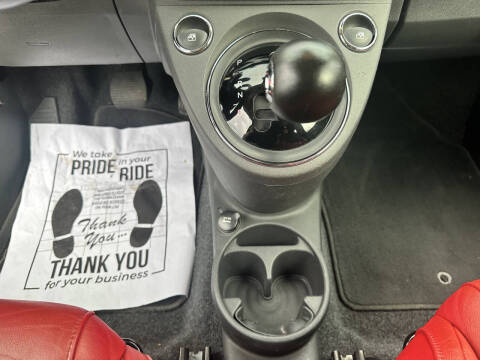 2013 FIAT 500c Lounge