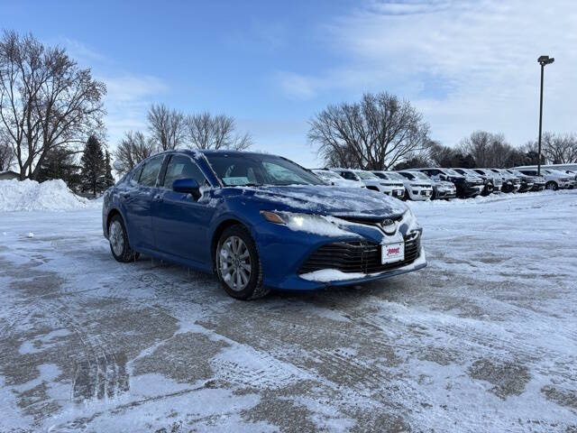 2019 Toyota Camry LE