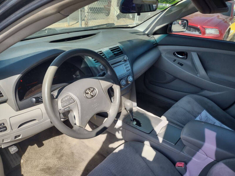 2011 Toyota Camry LE