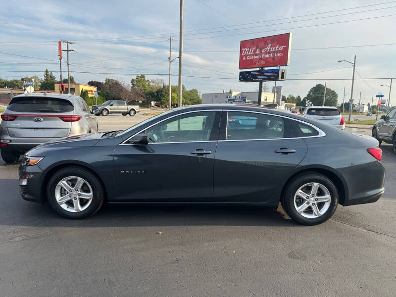 2021 Chevrolet Malibu null photo 9