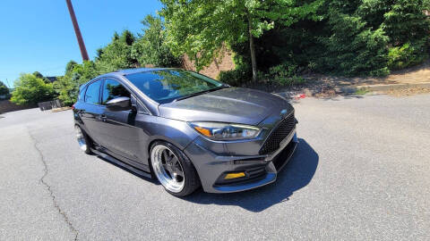 2018 Ford Focus ST