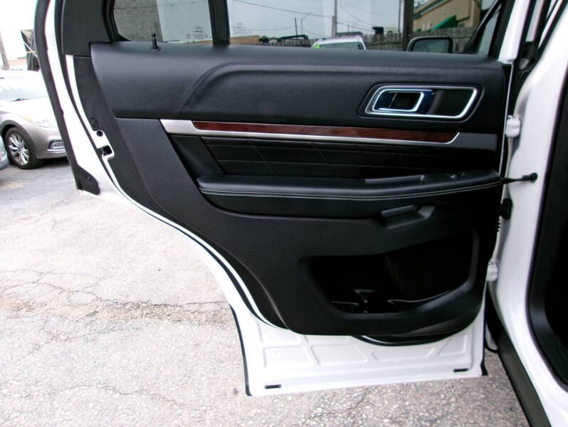 2018 Ford Explorer Platinum